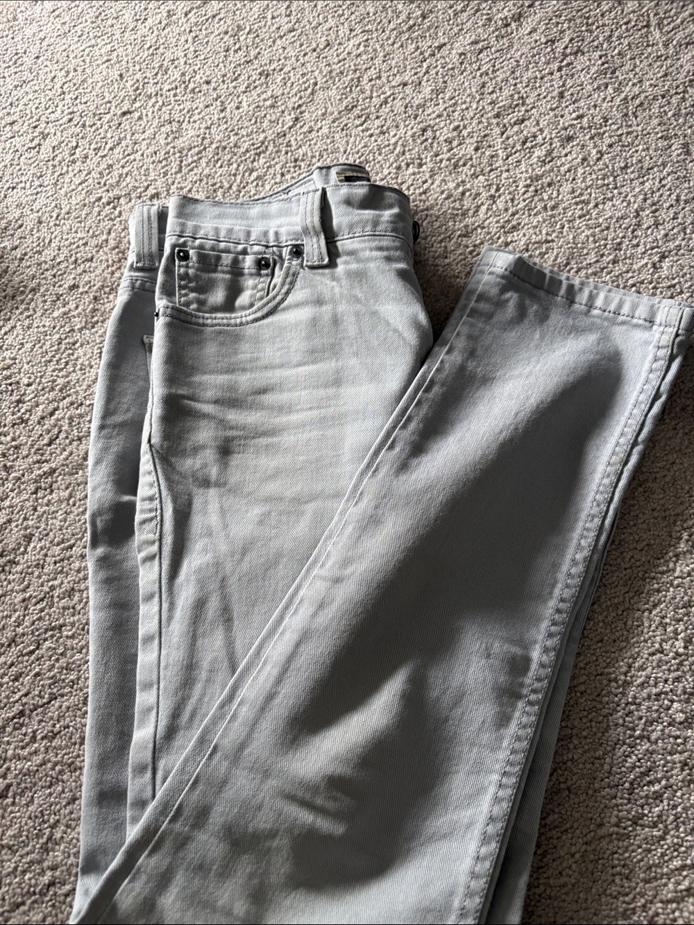 Levi's Women's Skinny Jeans in Light Gray